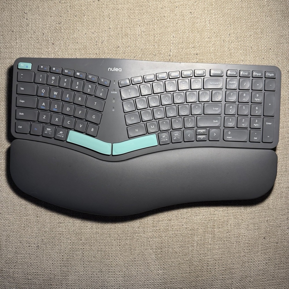 Nulea HD315 Ergonomic Split Keyboard Bluetooth Rechargeable Wrist Rest READ DESC